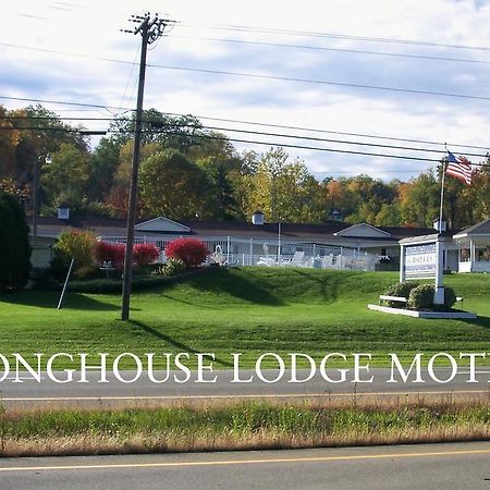 Longhouse Lodge Motel Watkins Glen Exterior foto